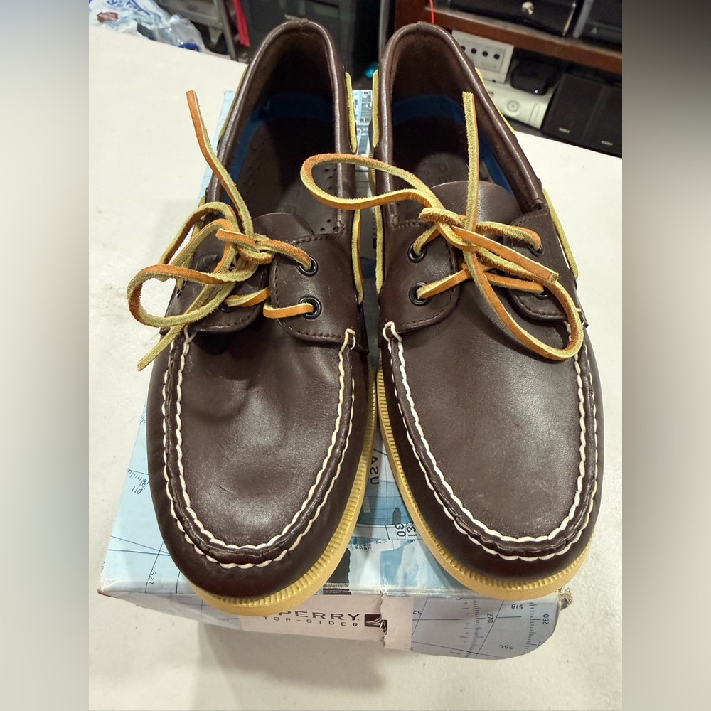 Sperry Men's Dark Brown Leather Boat Shoes Size 9.5 New